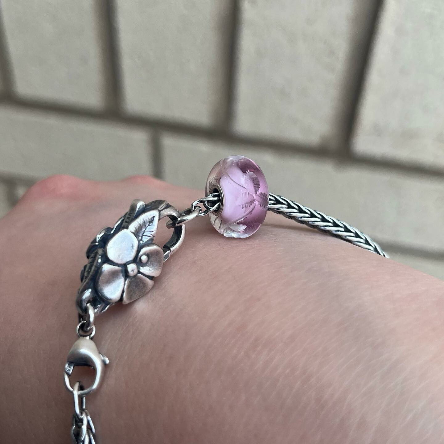 Big Flower Clasp, Silver – Trollbeads
